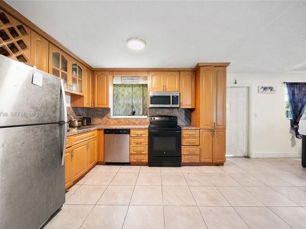 10440 SW 178th St, Miami, FL 33157