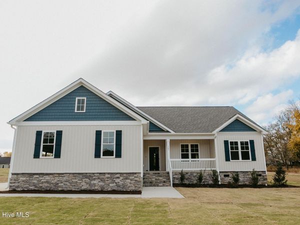 107 Lucky Lane, Pikeville, NC 27863