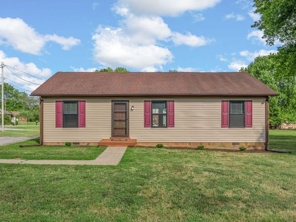 324 Welchwood Dr, Clarksville, TN 37040