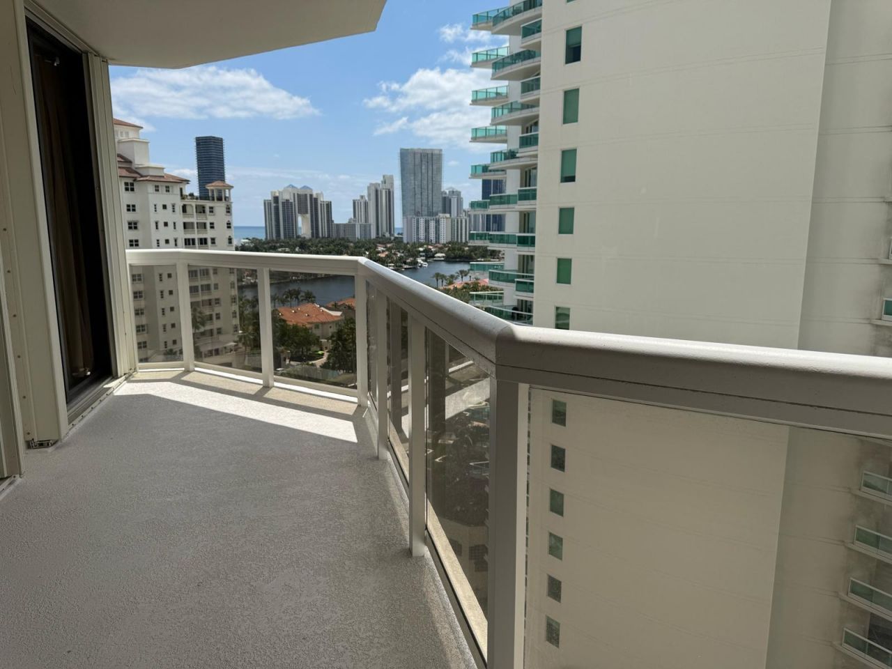 20185 E Country Club Drive, Unit 1202, Aventura, FL 33180 Photo