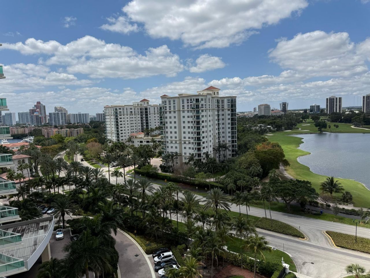20185 E Country Club Drive, Unit 1202, Aventura, FL 33180 Photo