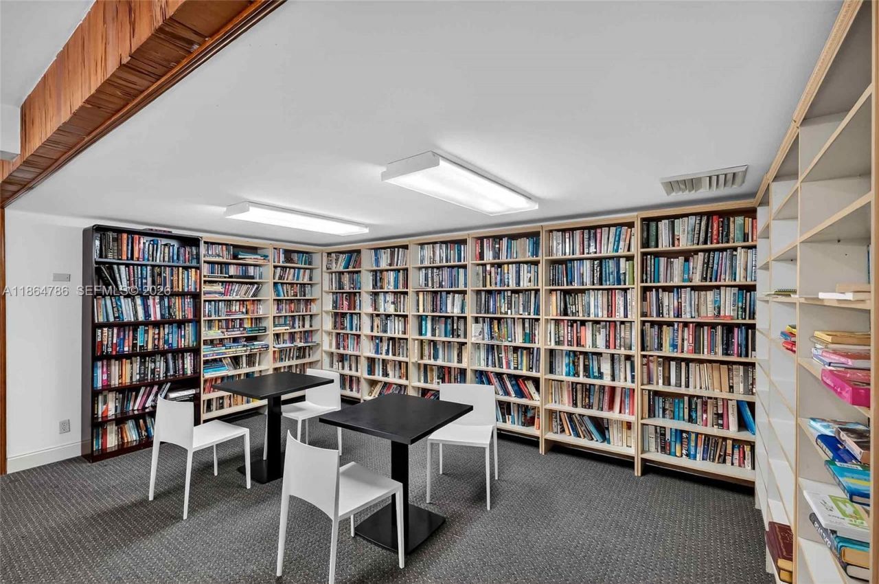 500 Three Islands Blvd, Unit 1001, Hallandale Beach, FL 33009 Photo