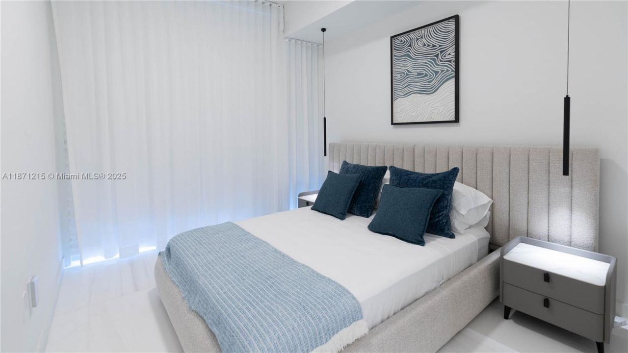 300 Biscayne Blvd Way, Unit 503C, Miami, FL 33131 Photo