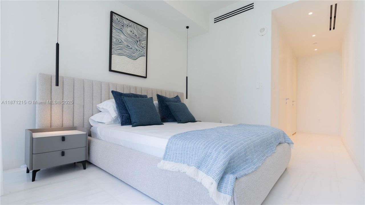 300 Biscayne Blvd Way, Unit 503C, Miami, FL 33131 Photo