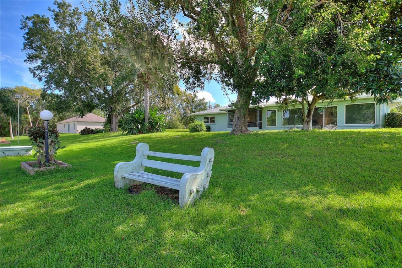 6196 Lantana Drive N, Indian Lake Estates, FL 33855 Photo