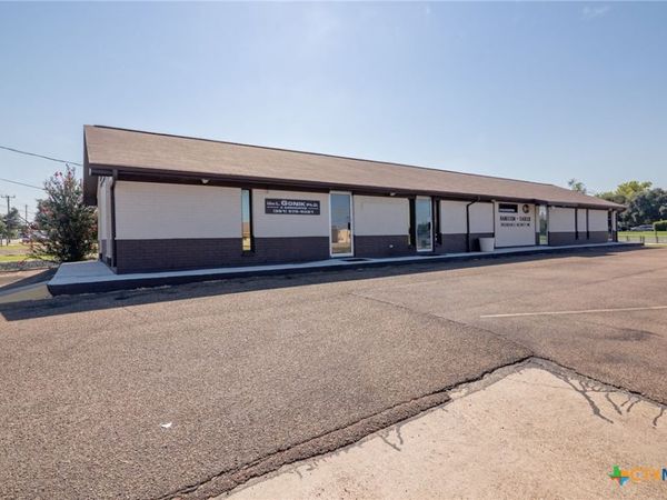 1001 E Airline Road, Victoria, TX 77901