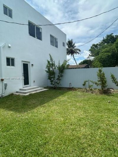 723 NW 19th Ave, Unit A, Fort Lauderdale, FL 33311 Photo