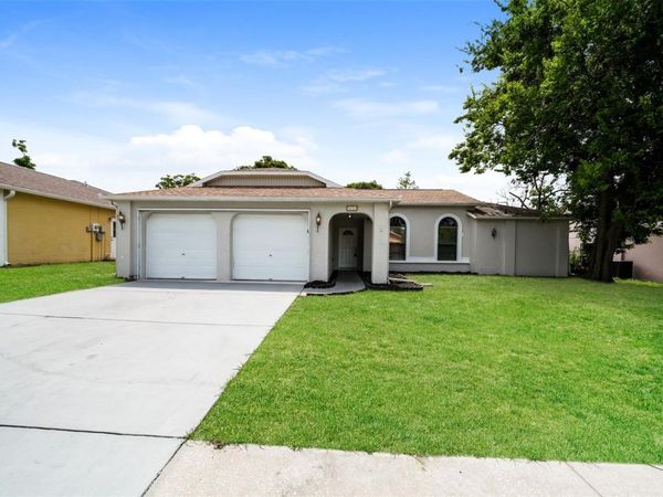 8121 GOLDEN BEAR LOOP, PORT RICHEY, FL 34668