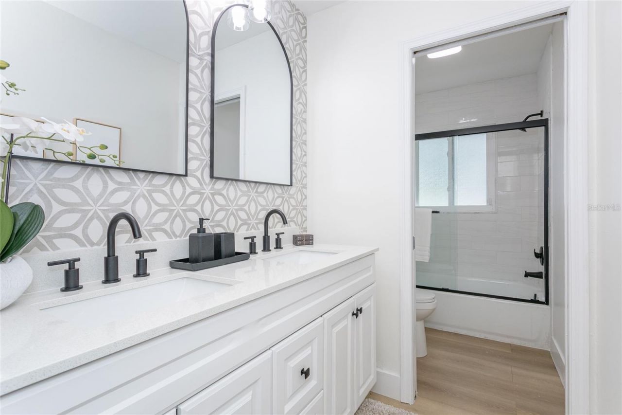 947 Sousa Drive, Largo, FL 33771 Photo