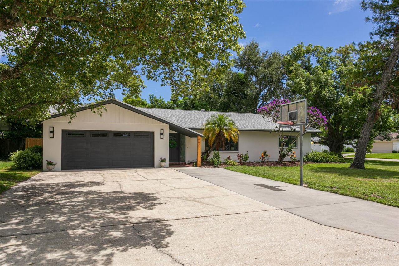 947 Sousa Drive, Largo, FL 33771 Photo