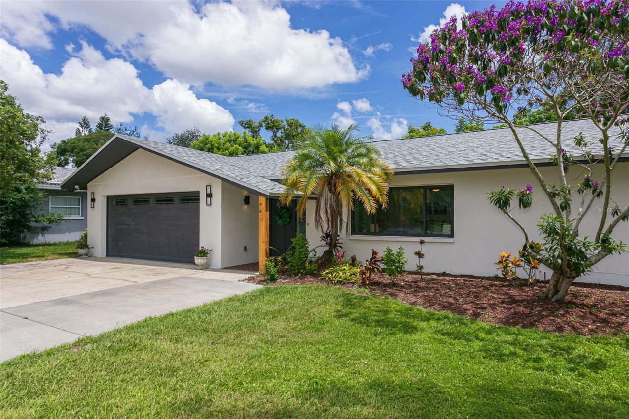 947 Sousa Drive, Largo, FL 33771 Photo