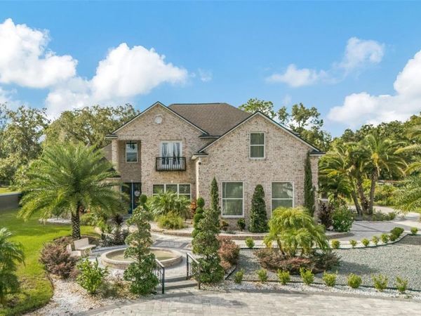 416 W SOCRUM LOOP ROAD, LAKELAND, FL 33809