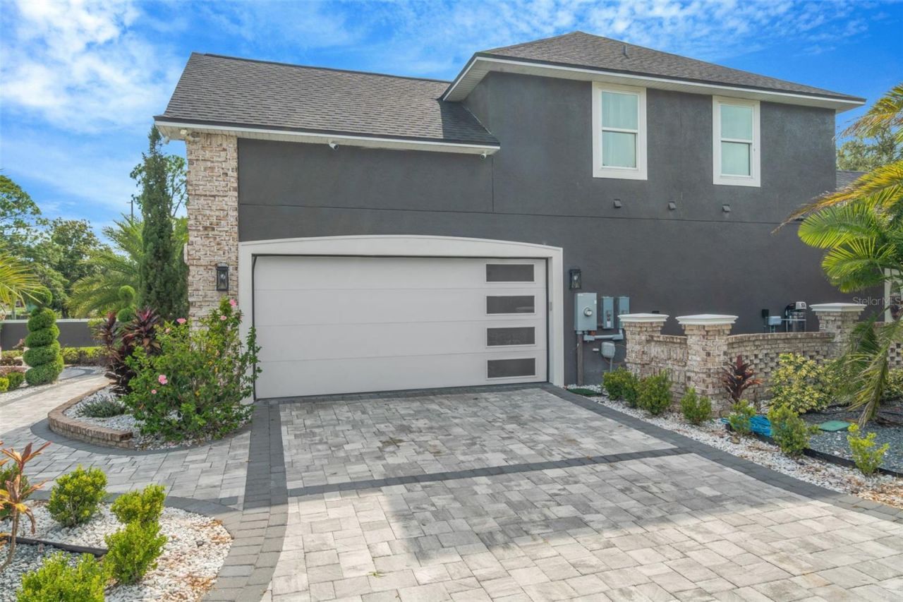 416 W Socrum Loop Road, Lakeland, FL 33809 Photo