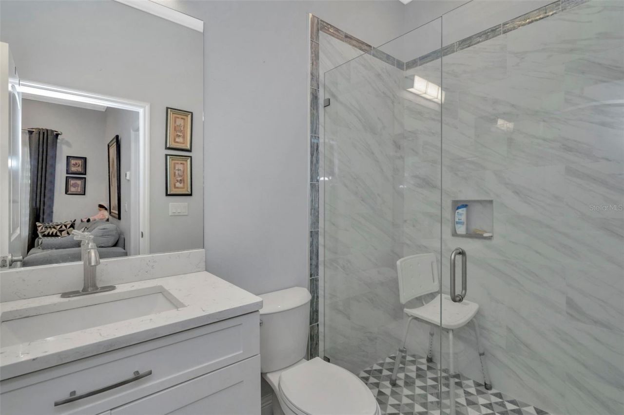 416 W Socrum Loop Road, Lakeland, FL 33809 Photo