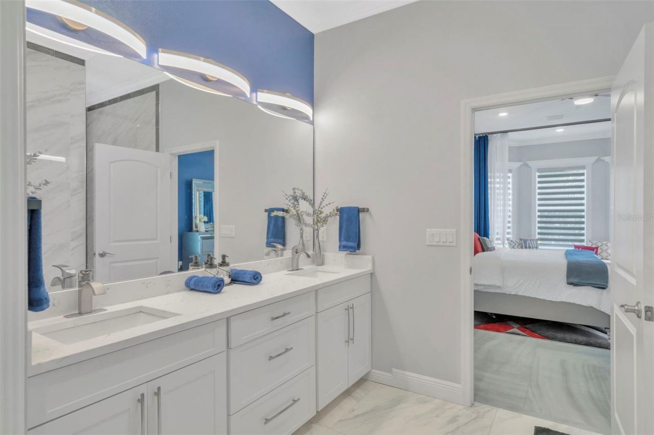 416 W Socrum Loop Road, Lakeland, FL 33809 Photo