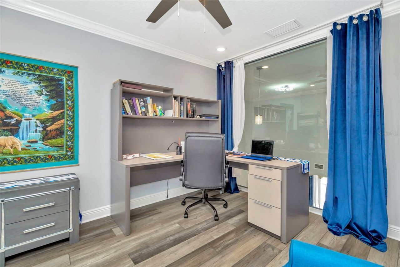 416 W Socrum Loop Road, Lakeland, FL 33809 Photo