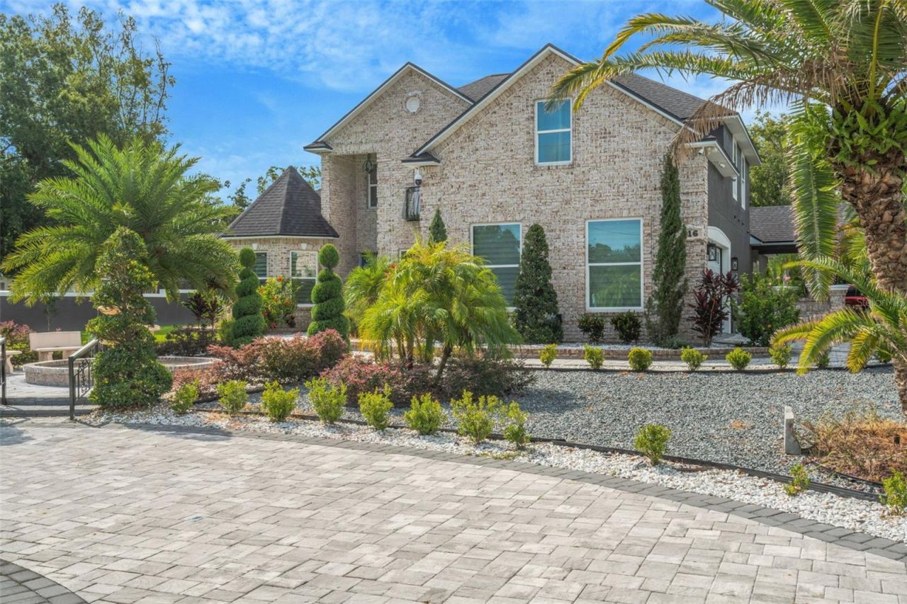 416 W Socrum Loop Road, Lakeland, FL 33809 Photo