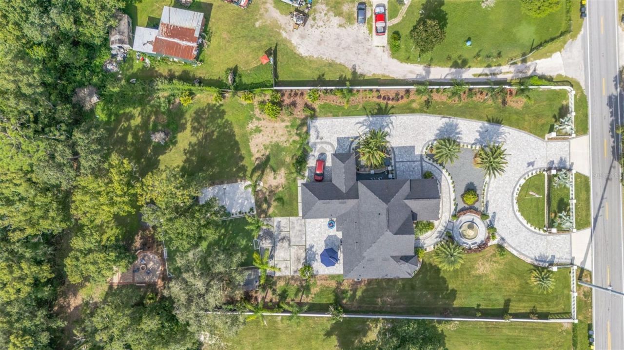 416 W Socrum Loop Road, Lakeland, FL 33809 Photo