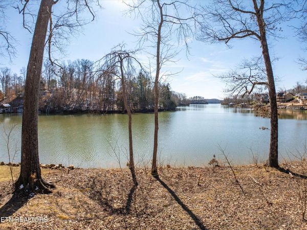 64 Edgewater Way, Ten Mile, TN 37880