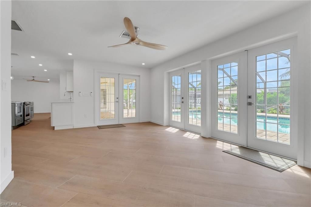 2105 Sheepshead Dr, Naples, FL 34102 Photo
