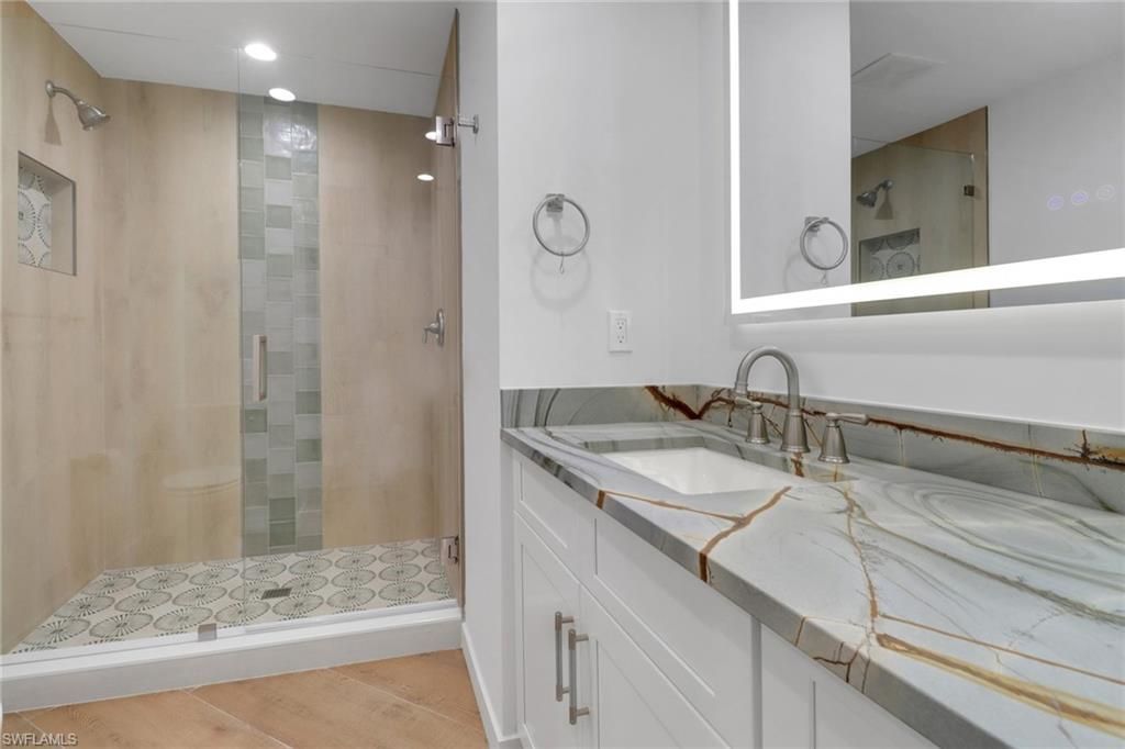 2105 Sheepshead Dr, Naples, FL 34102 Photo
