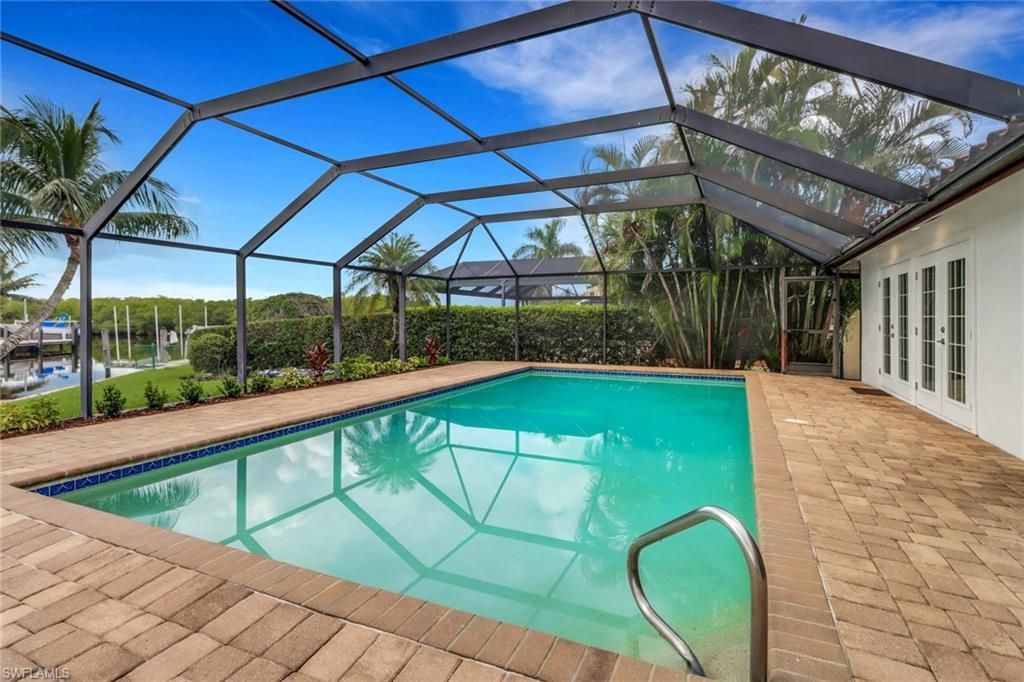 2105 Sheepshead Dr, Naples, FL 34102 Photo
