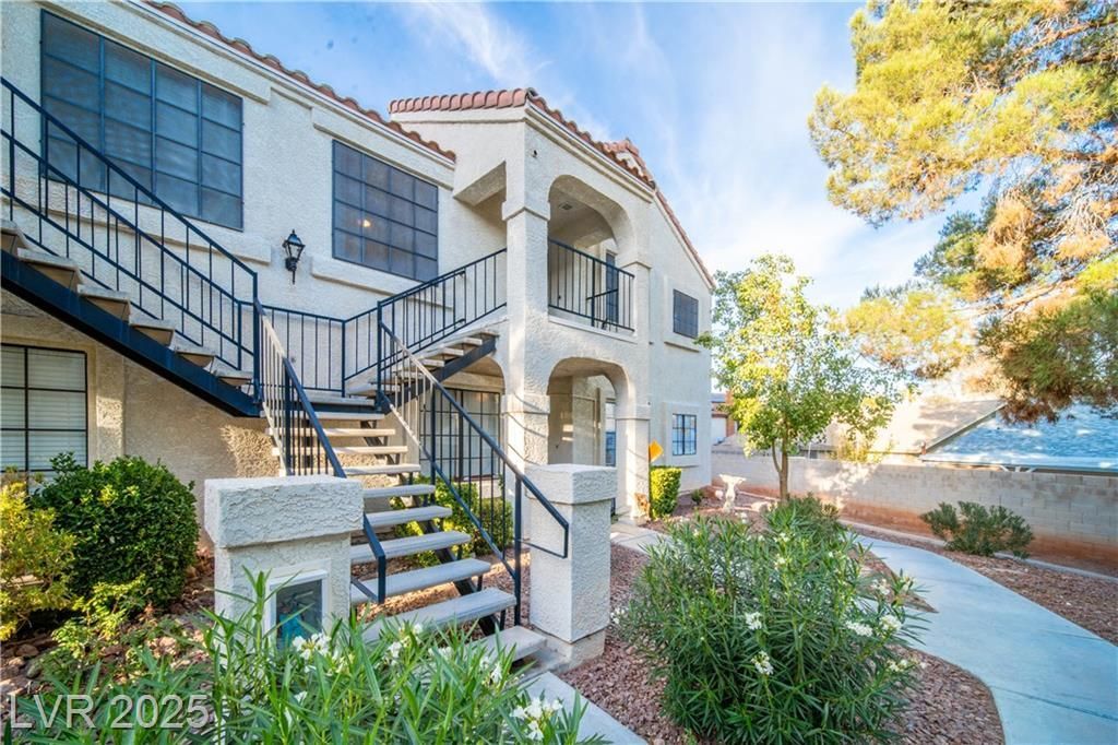 4724 Nara Vista Way, Unit 204, Las Vegas, NV 89103 Main Photo