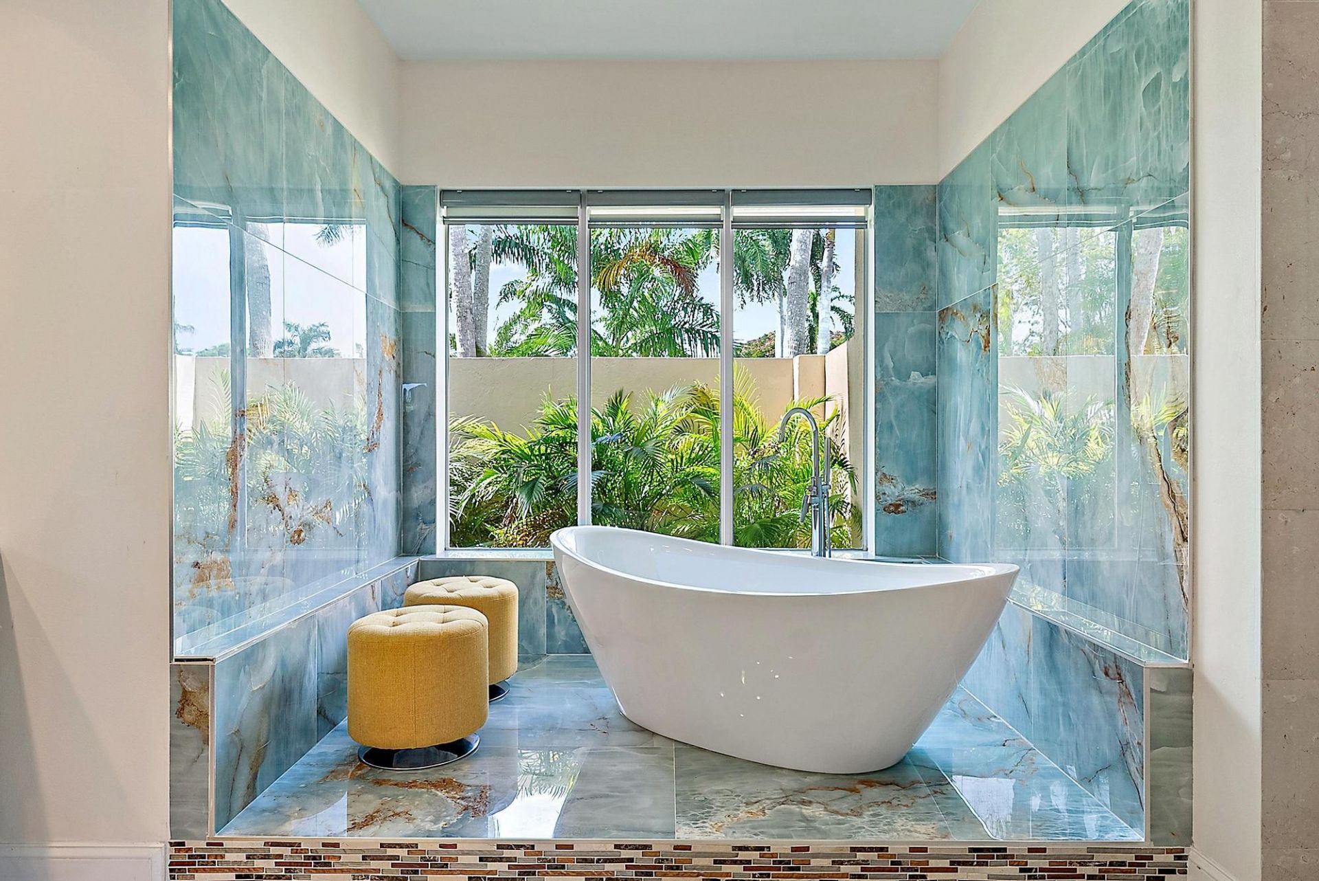 8470 Egret Lakes Lane, West Palm Beach, FL 33412 Photo