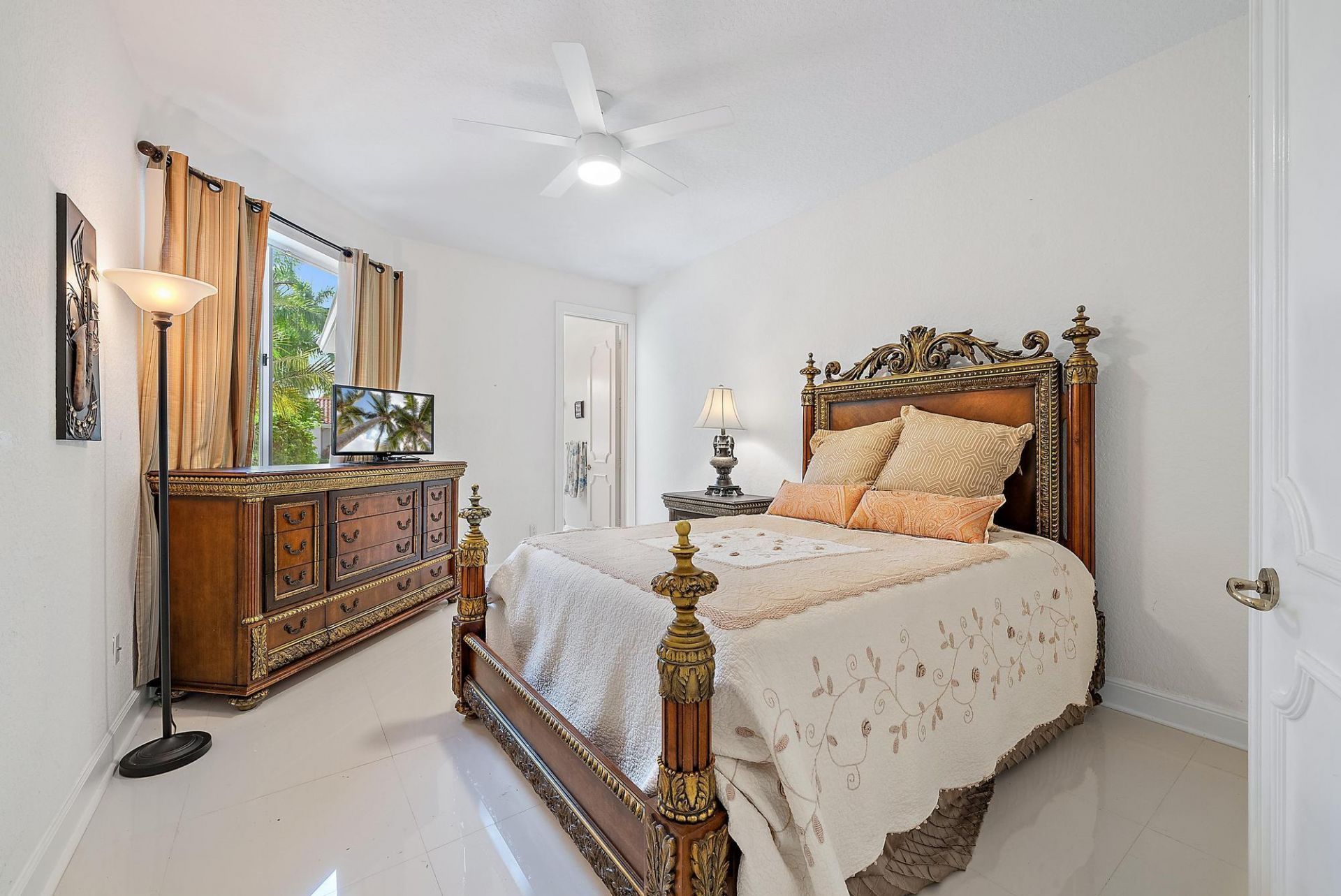 8470 Egret Lakes Lane, West Palm Beach, FL 33412 Photo