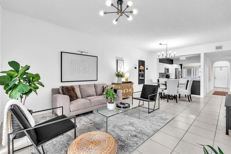 7775 Southampton Terrace, Unit 405, Tamarac, FL 33321 Photo