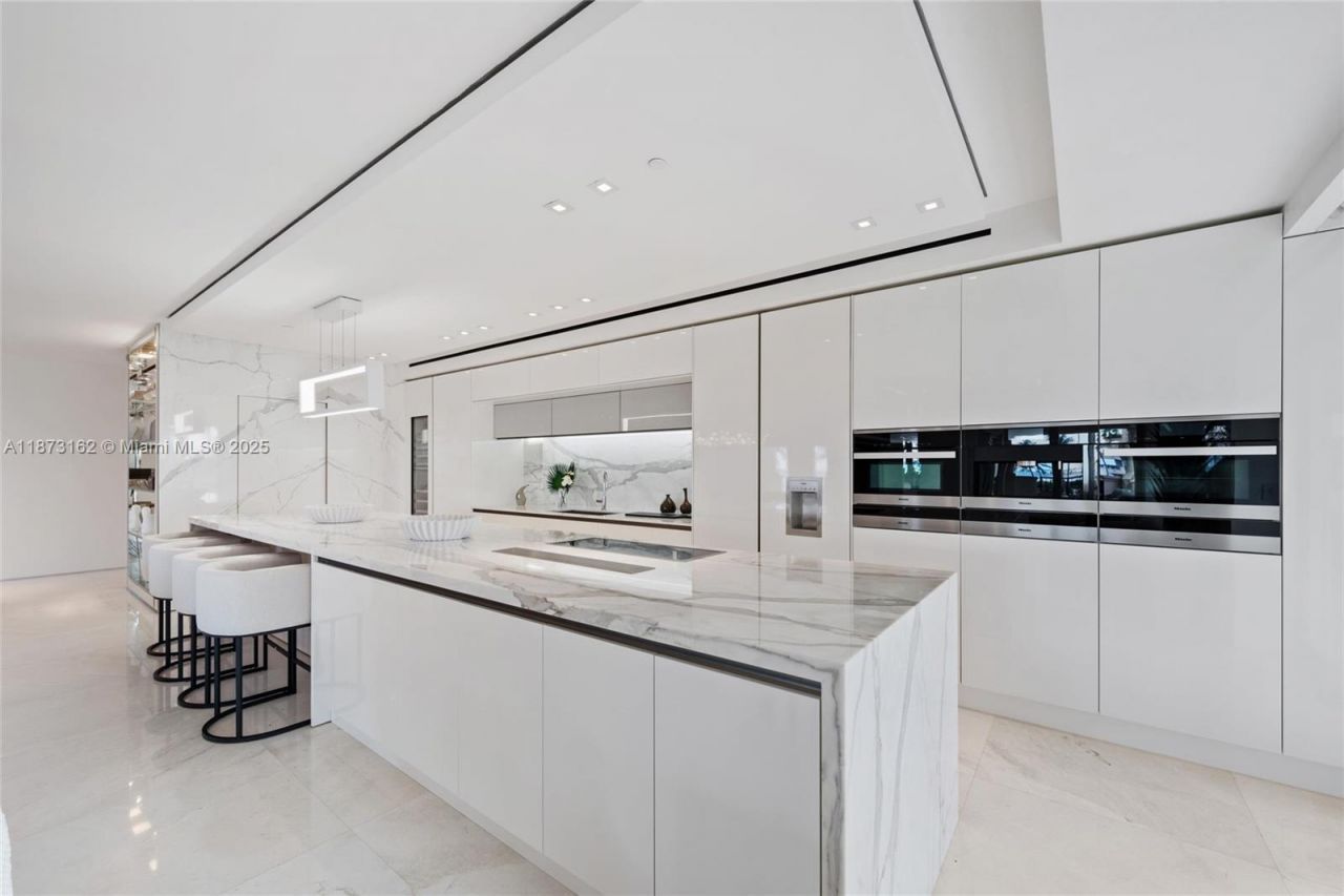 7921 Fisher Island Dr, Unit 7921, Miami Beach, FL 33109 Photo