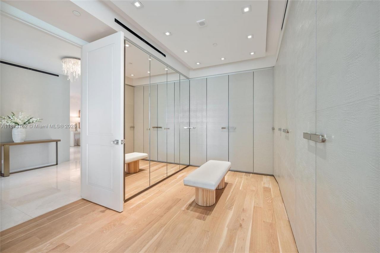 7921 Fisher Island Dr, Unit 7921, Miami Beach, FL 33109 Photo