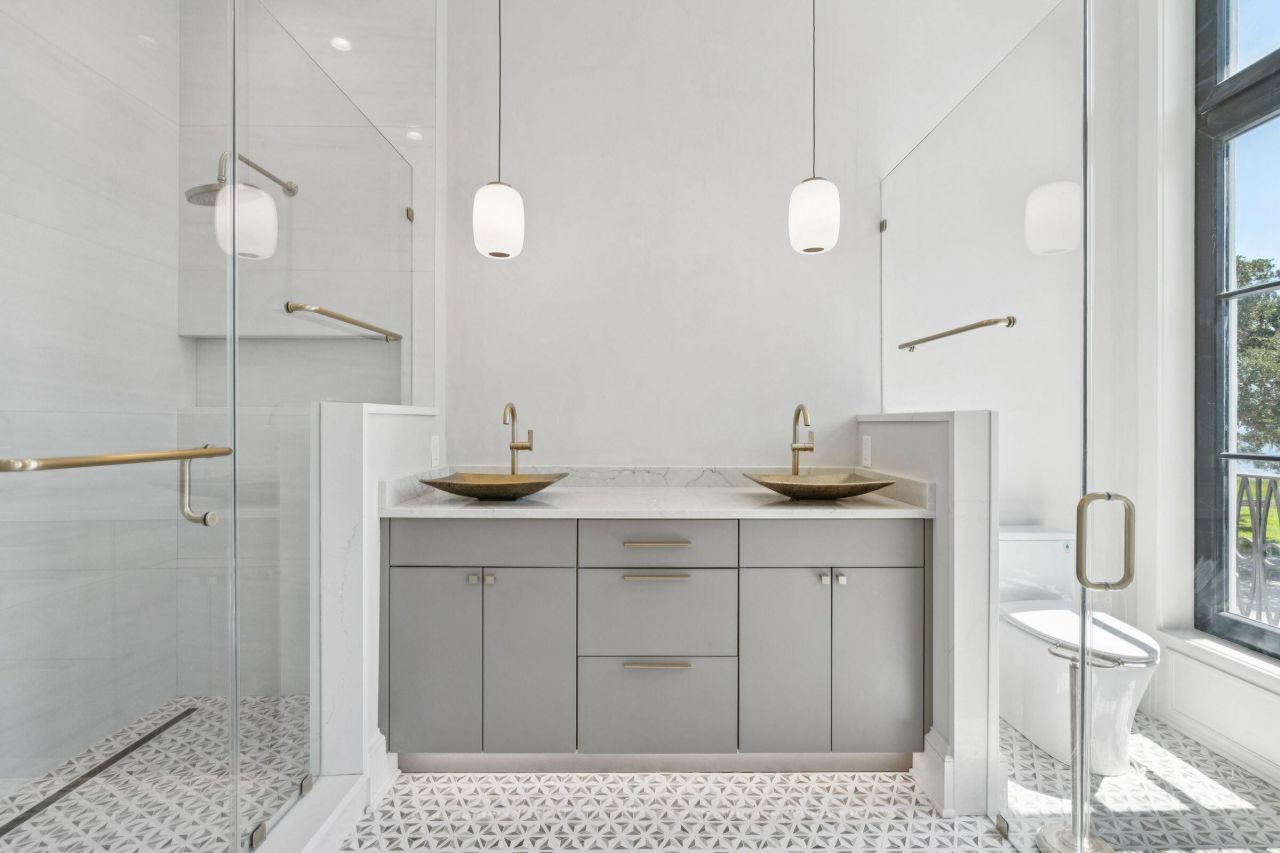 4 Exchange Street Photo 30