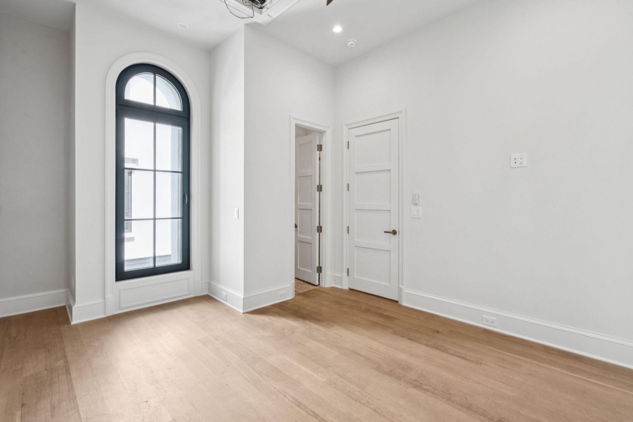 4 Exchange Street Photo 33