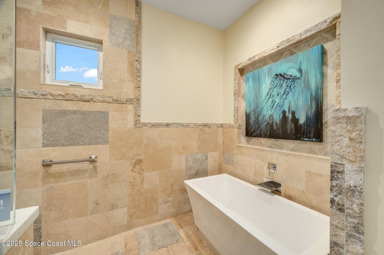 226 S Atlantic Avenue E, Cocoa Beach, FL 32931 Photo