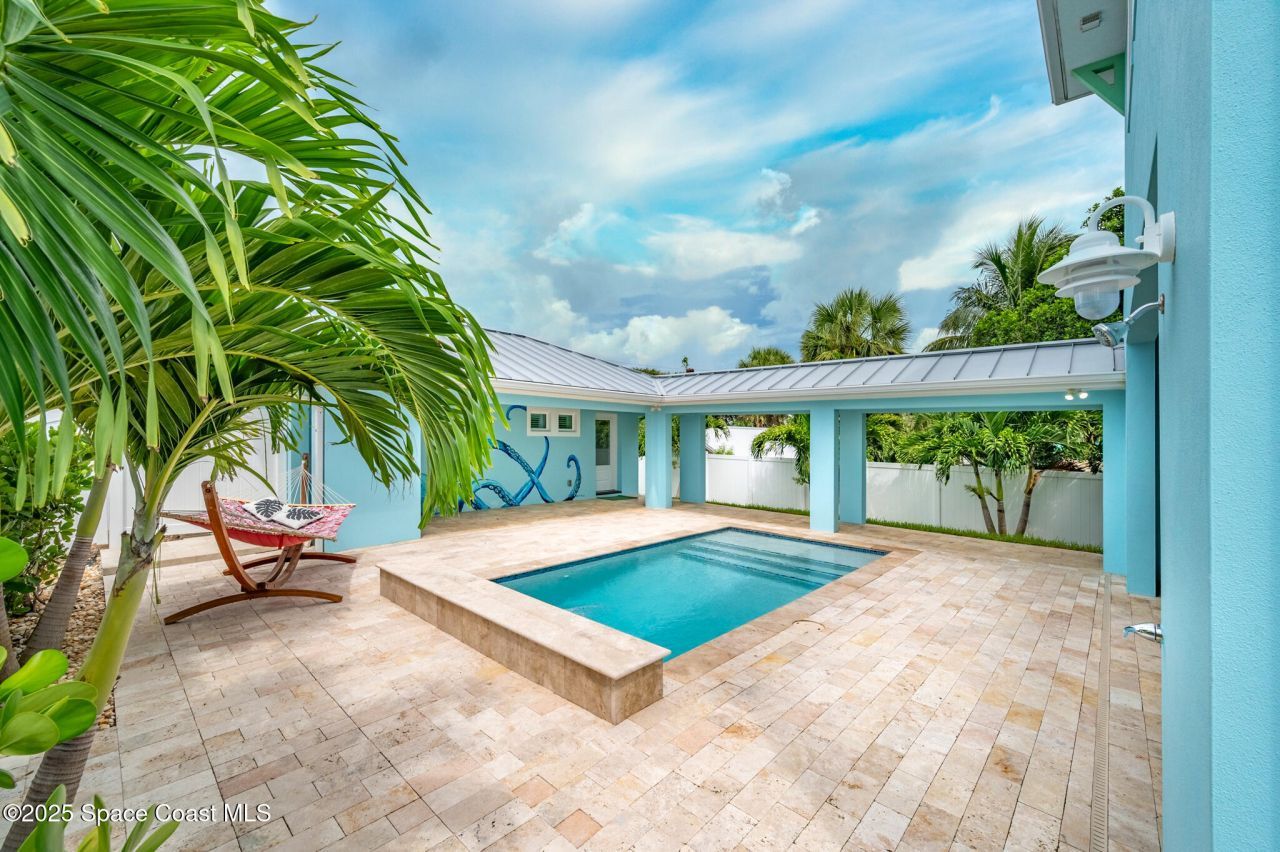 226 S Atlantic Avenue E, Cocoa Beach, FL 32931 Photo