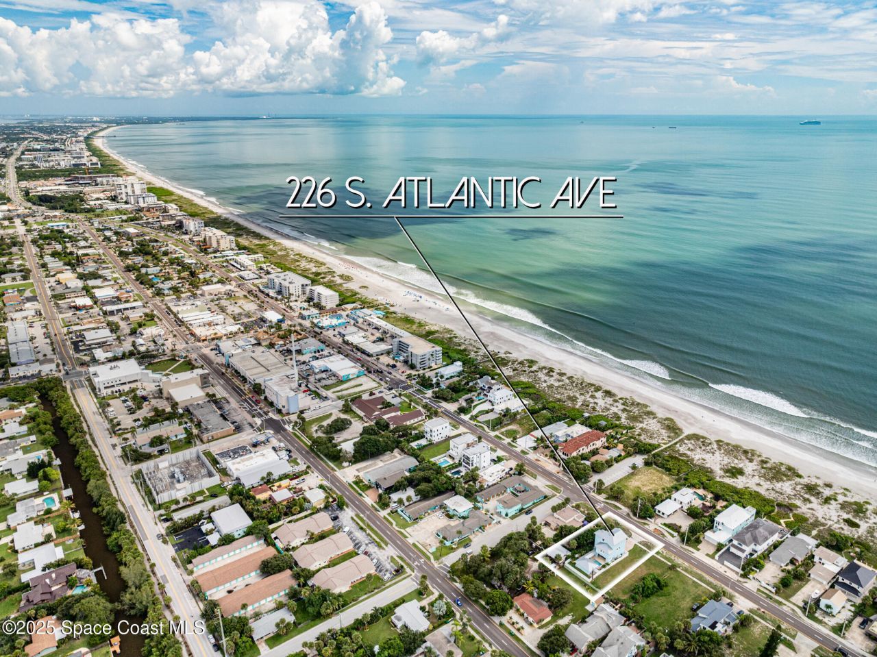 226 S Atlantic Avenue E, Cocoa Beach, FL 32931 Photo