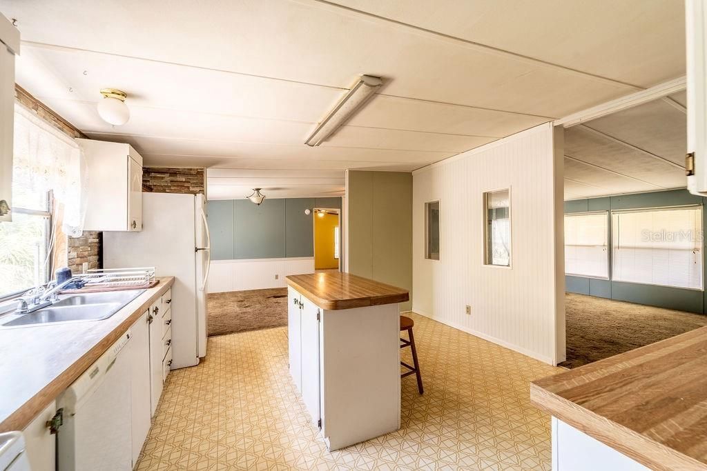 24031 Armadillo Road, Astor, FL 32102 Photo