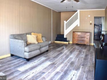 34 N VINE STREET, MOUNT CARMEL, PA 17851