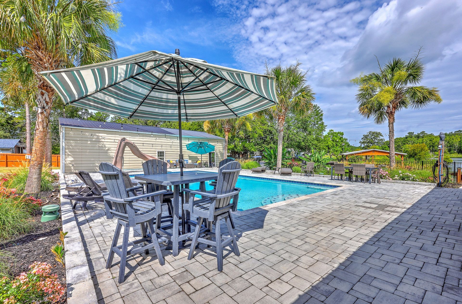 126 Fire Lane Photo 11