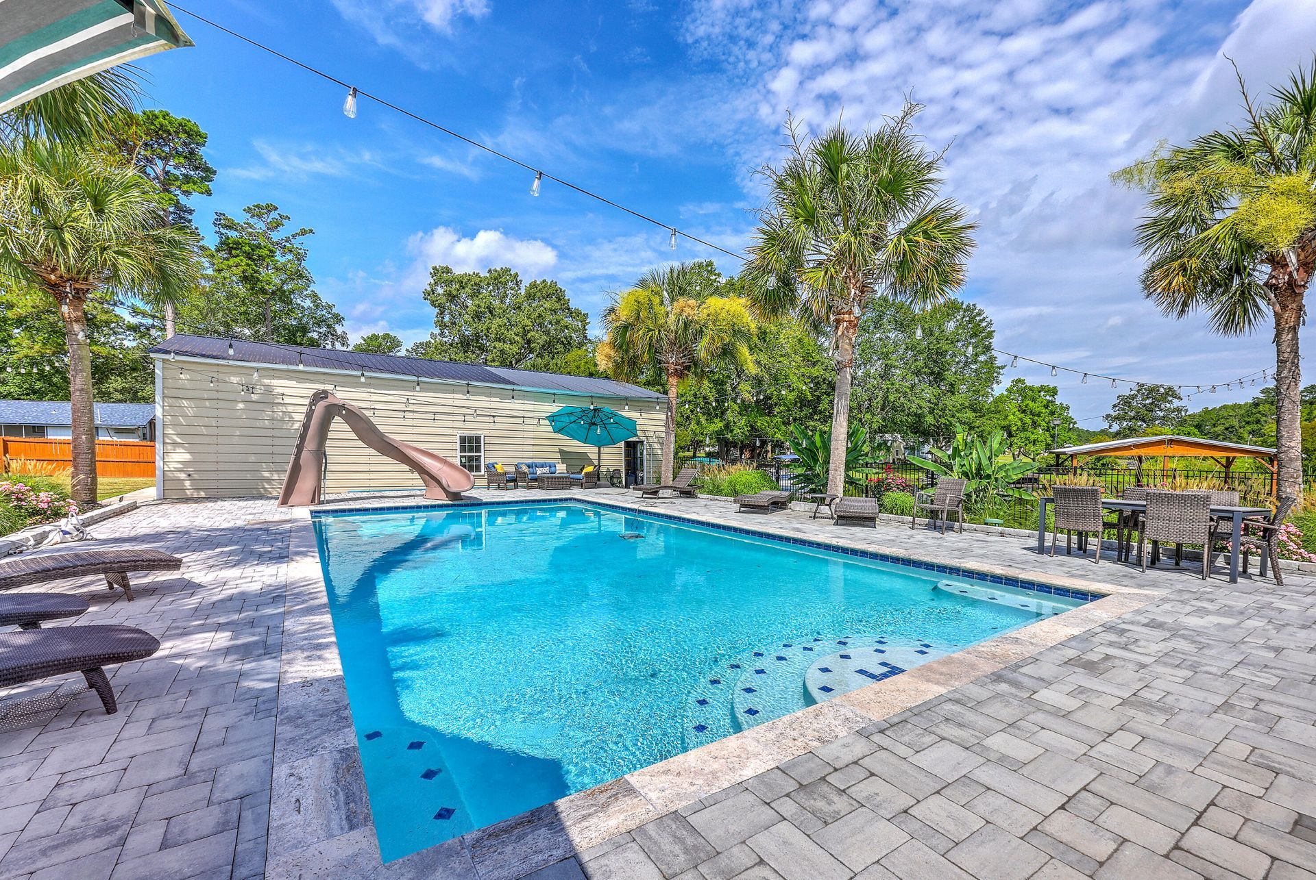 126 Fire Lane Photo 12