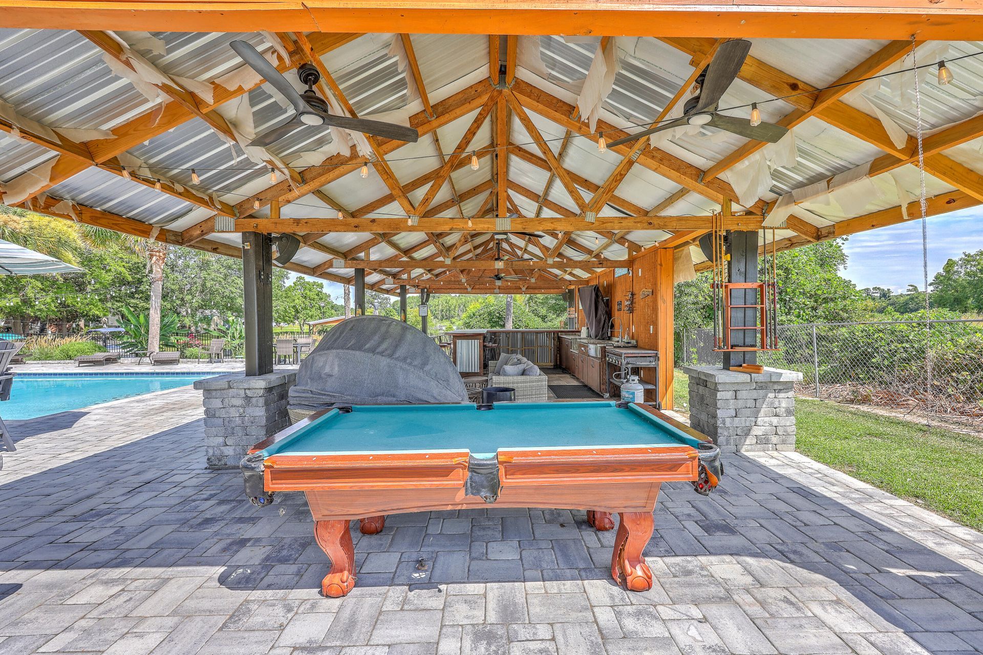 126 Fire Lane Photo 19