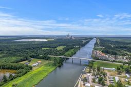 126 Fire Lane photo 4