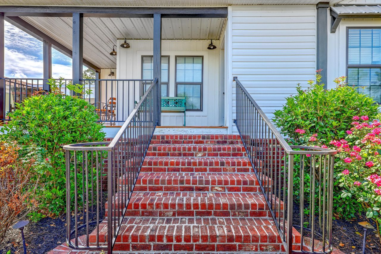 126 Fire Lane Photo 38