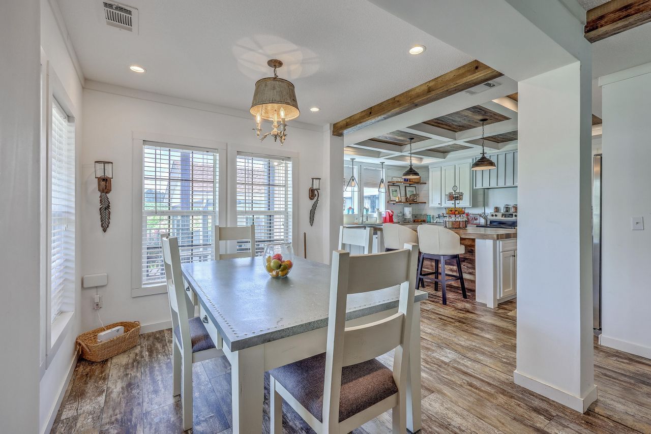 126 Fire Lane Photo 44