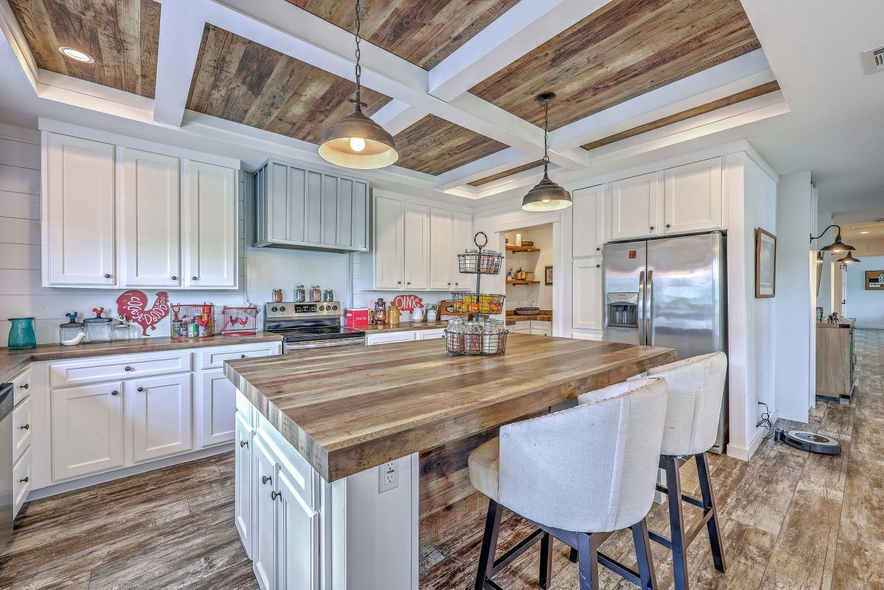 126 Fire Lane Photo 46