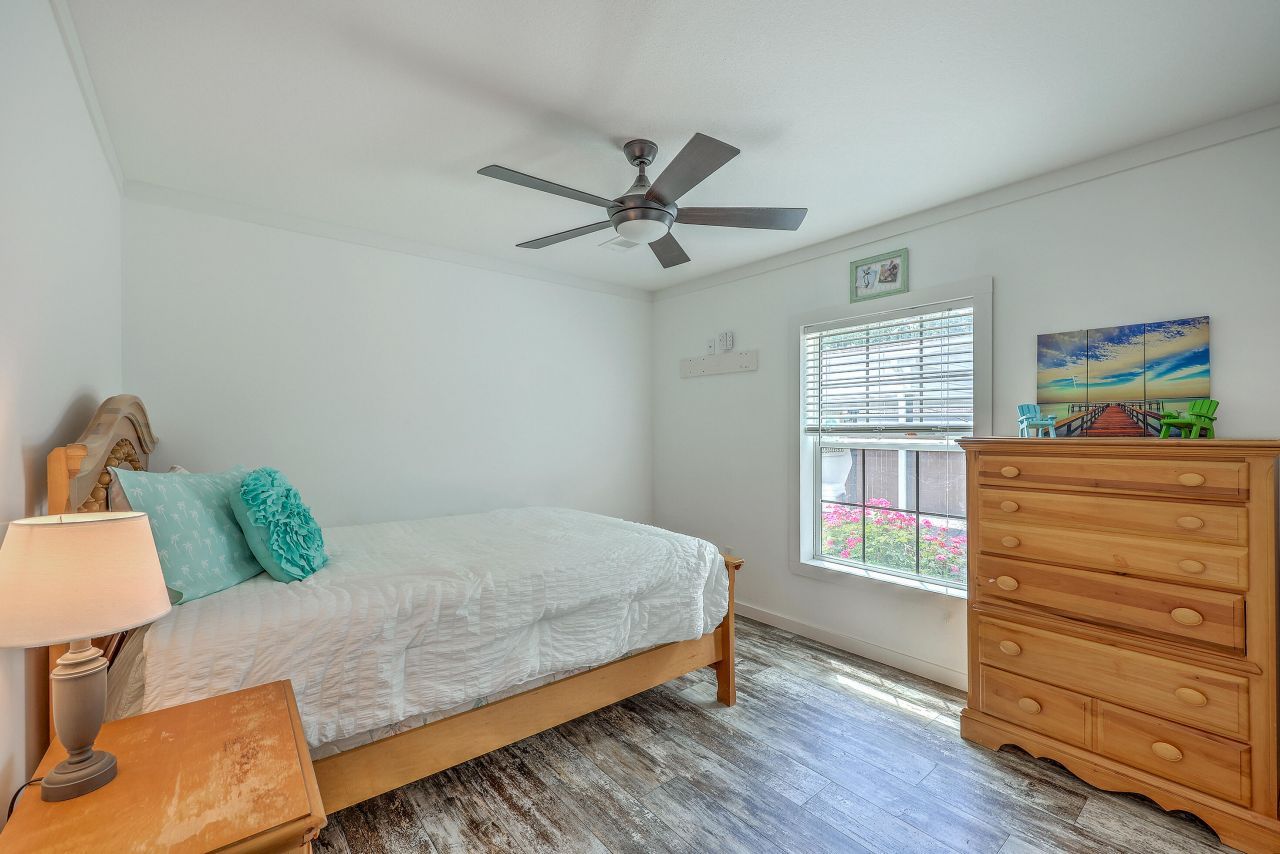 126 Fire Lane Photo 59