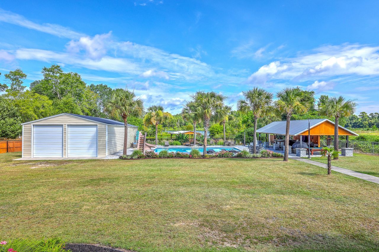 126 Fire Lane Photo 70