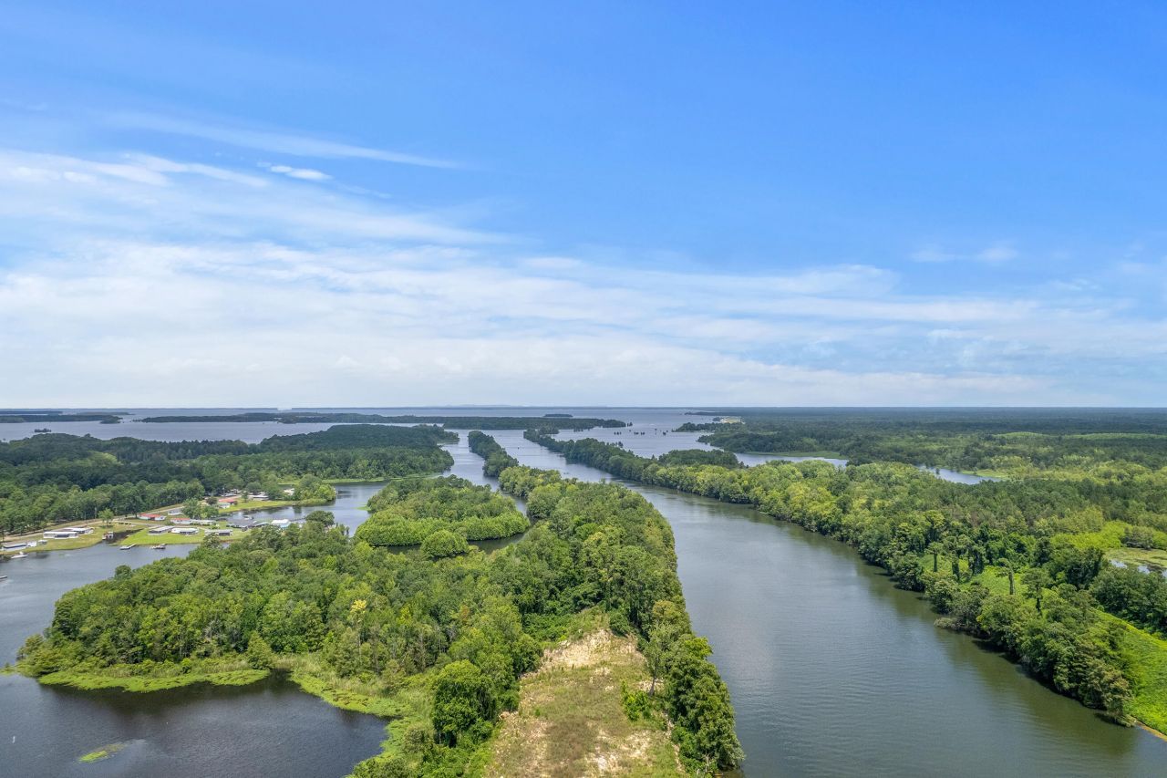 126 Fire Lane Photo 87