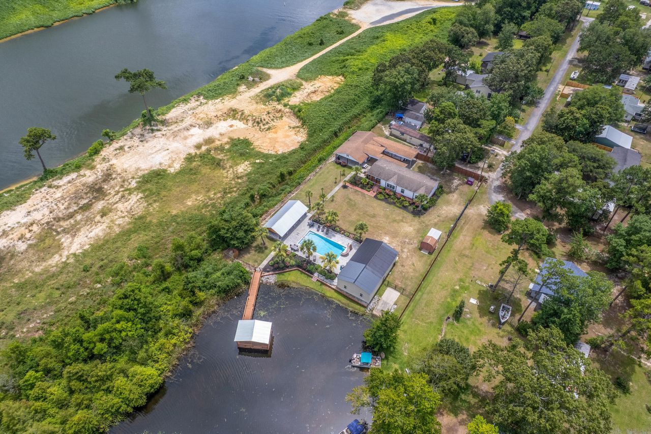 126 Fire Lane Photo 88